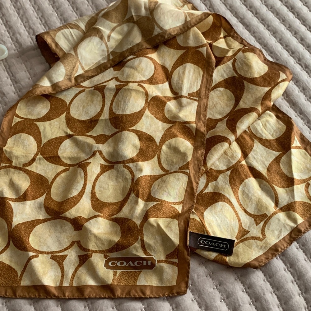 Coach Tan and Cream Signature Scarf